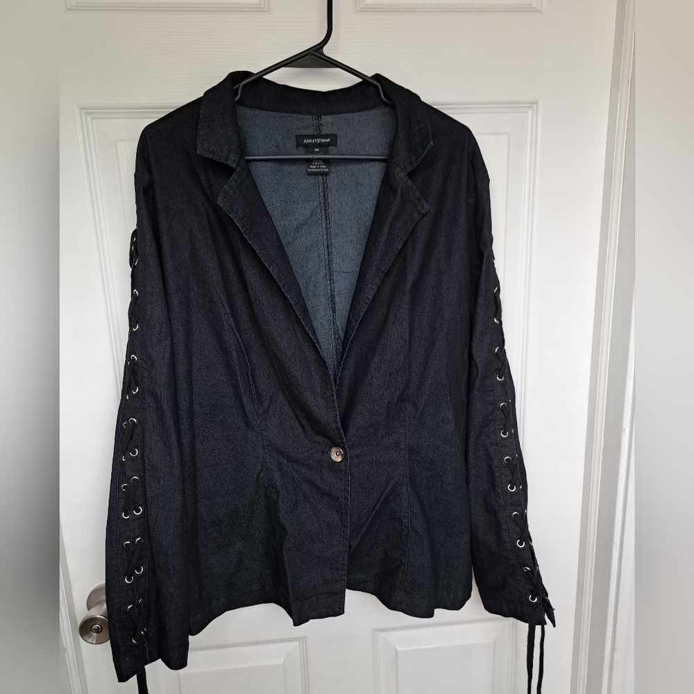 Ashley Stewart Women's Black Blazer with Lace-Up SleevesAshley Stewart Blazer Wo